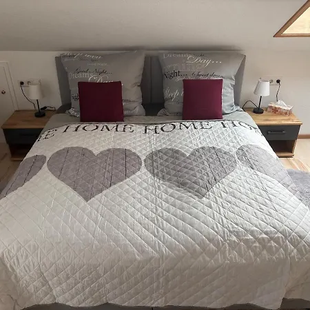 Apartment Modernes Zentral In Mit Parkplatz Und Wlan Ideal Fuer Business Und Urlaub Ochsenhausen