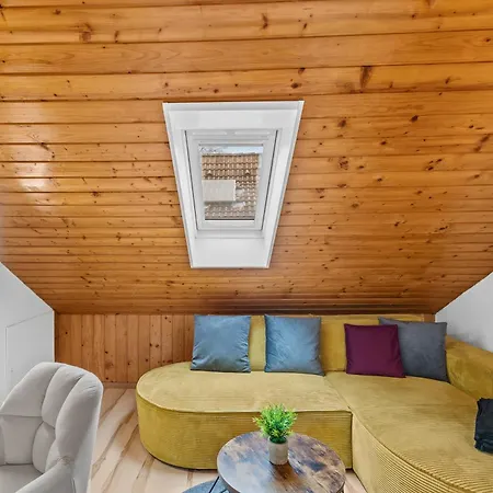 Modernes Zentral In Mit Parkplatz Und Wlan Ideal Fuer Business Und Urlaub Apartment