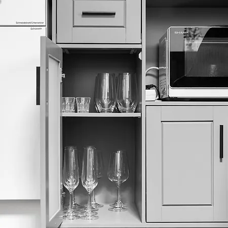 Modernes Zentral In Mit Parkplatz Und Wlan Ideal Fuer Business Und Urlaub Apartment Ochsenhausen